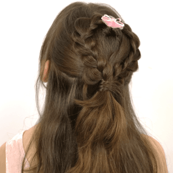 Peinado de corazón con trenza simple, sencillo y rápido