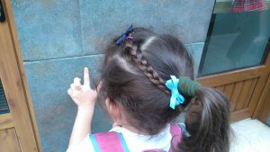 Coleta lateral con trenza