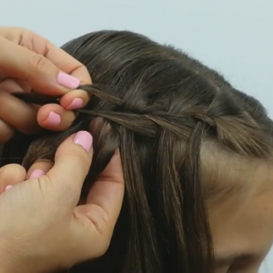 Trenza en cascada paso 4